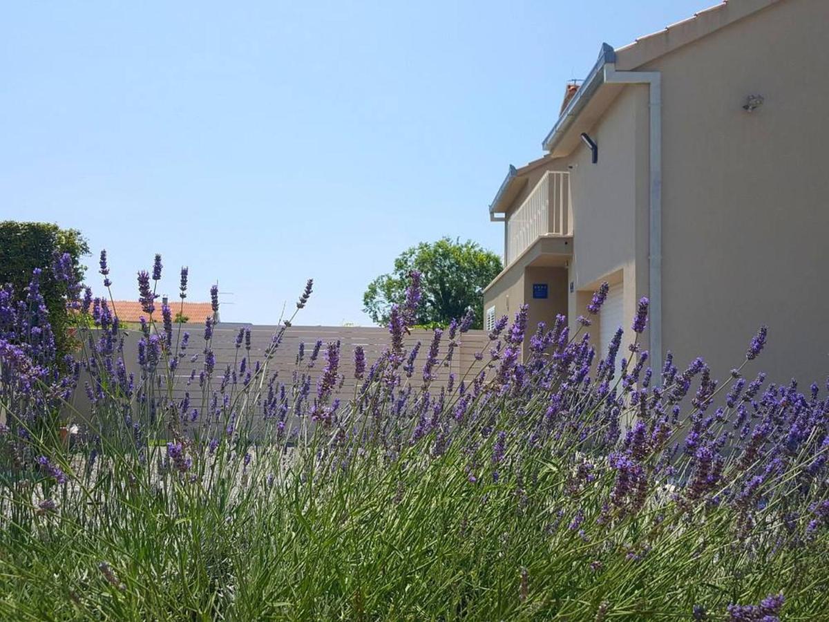 Villa Elysium - Beautiful Family House With Heated Pool Kaštela Exteriér fotografie